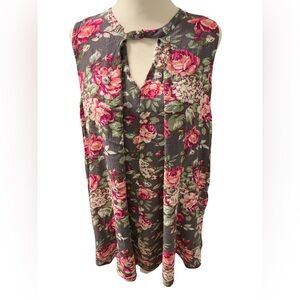 Umgee sleeveless top